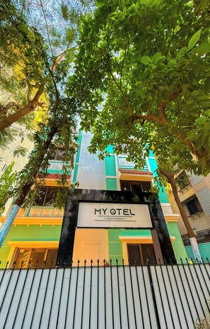 View from property - Myotel - Santacruz (Mumbai)