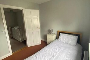 3 chambres, Wi-Fi, literie fournie