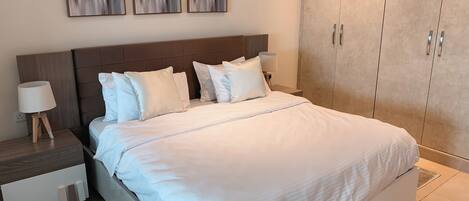 1 makuuhuone, silitysrauta/-lauta, Wi-Fi, vuodevaatteet