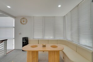 غرفة لتناول الطعام