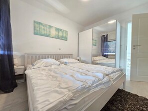 3 habitaciones, tabla de planchar con plancha y wifi 