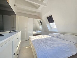 3 makuuhuonetta, silitysrauta/-lauta, Wi-Fi