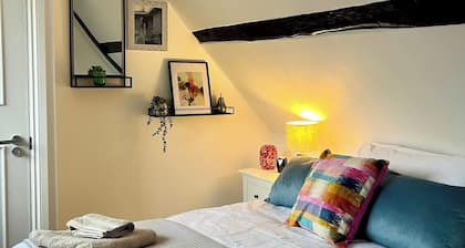 Charming 2B Georgian Flat in Historic Tring