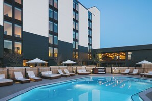 Indoor pool - Urban Escape with Vibrant Lounge, Pool – Near Downtown Hotspots (Nashville)