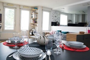 Dining - Luxury apartment 10 minutes from Paris (Sèvres)