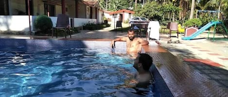 Piscine extérieure