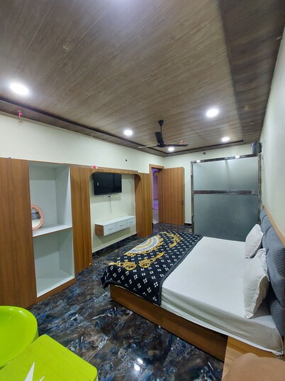 Hotel Shree Ram Bhagwan