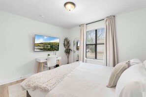 2 chambres, bureau, lit parapluie, Wi-Fi gratuit