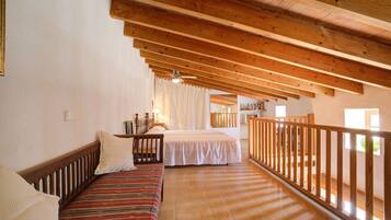 3 chambres, fer et planche Ă repasser, Wi-Fi gratuit, draps fournis