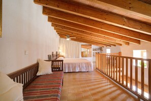 3 habitaciones, tabla de planchar con plancha y wifi gratis