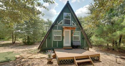 7 Mi to Tyler State Park: 'A-Game' Cabin