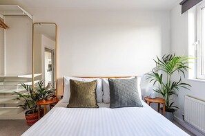1 habitación, tabla de planchar con plancha y acceso a internet