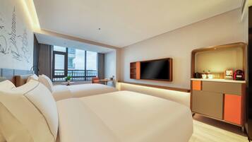 Luxe tweepersoonskamer | Uitzicht vanuit de kamer