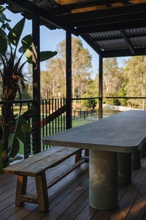 Outdoor dining - The Complete Escape (Cabins, Main House & Games Room) (Valdora)