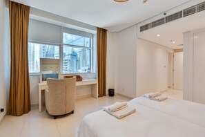 3 makuuhuonetta, työpöytä, silitysrauta/-lauta, ilmainen Wi-Fi