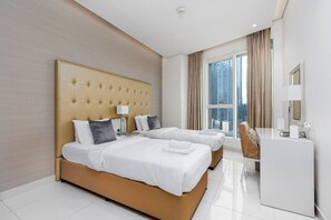 2 室のベッドルーム、デスク、アイロン / アイロン台、WiFi (無料)