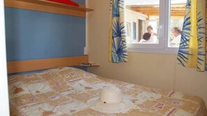 WiFi - Camping 3 étoiles - Piscine  - ccbaegc (Saint-Mitre-les-Remparts)