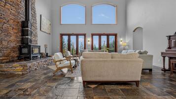 Smart TV, fireplace, foosball, books