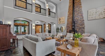 The Casa Grande - Weddings/Gatherings & Retreats