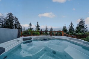 Baignoire à remous extérieure