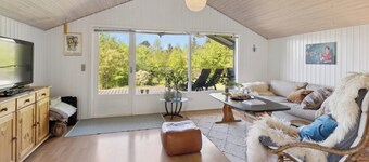 Holiday home with peace, nature and great moments