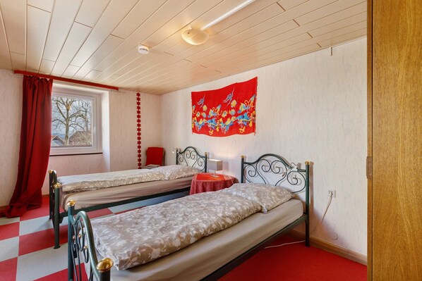 2 habitaciones, wifi gratis y ropa de cama 