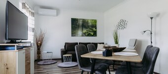 Casa vacacional 'Grafs Landhaus im Südburgenland' con terraza cubierta y jardín vallado