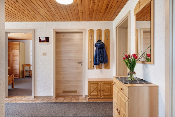 Interior - Apartment 'Kornelia Ebner' with Mountain View, Private Terrace and Wi-Fi (Schluchsee)