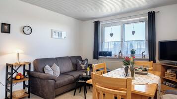 TV, DVD player, stereo