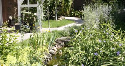 Studio 'Auf D Kullenmühle' with Private Terrace, Private Garden and Wi-Fi