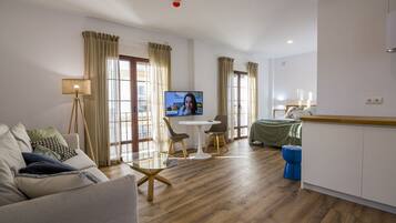 In-room safe, iron/ironing board, free WiFi, bed sheets