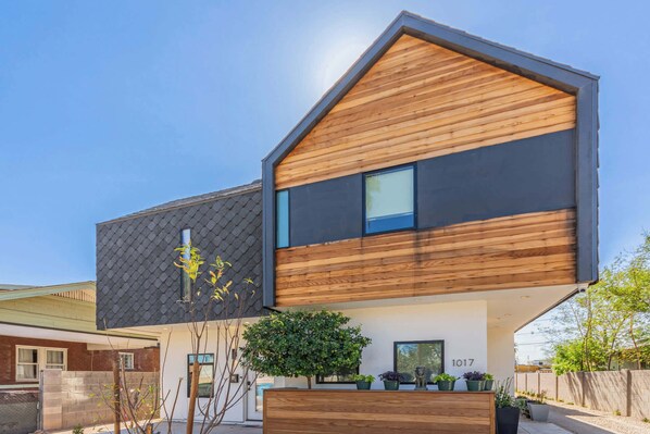 Exterior - Historic Garfield Industrial 1 BR | Minutes to DT PHX (Phoenix)