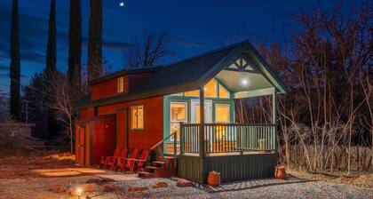 Cozy Tiny Cabin | Near Sedona Hiking & Uptown