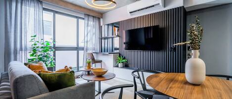 Televisio, työhuone