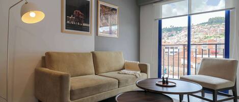 Televisio, työhuone