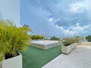 Bain à remous extérieur