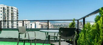 Epic 1Bed unit Huge Balcony area