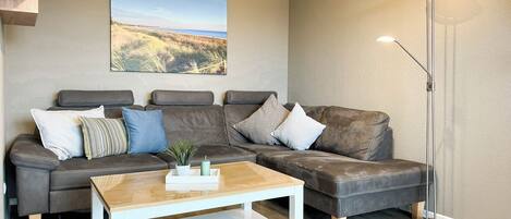 TV, DVD player, stereo