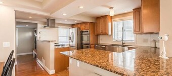 Waterfront Retreat | Lake Ontario Views | Deck