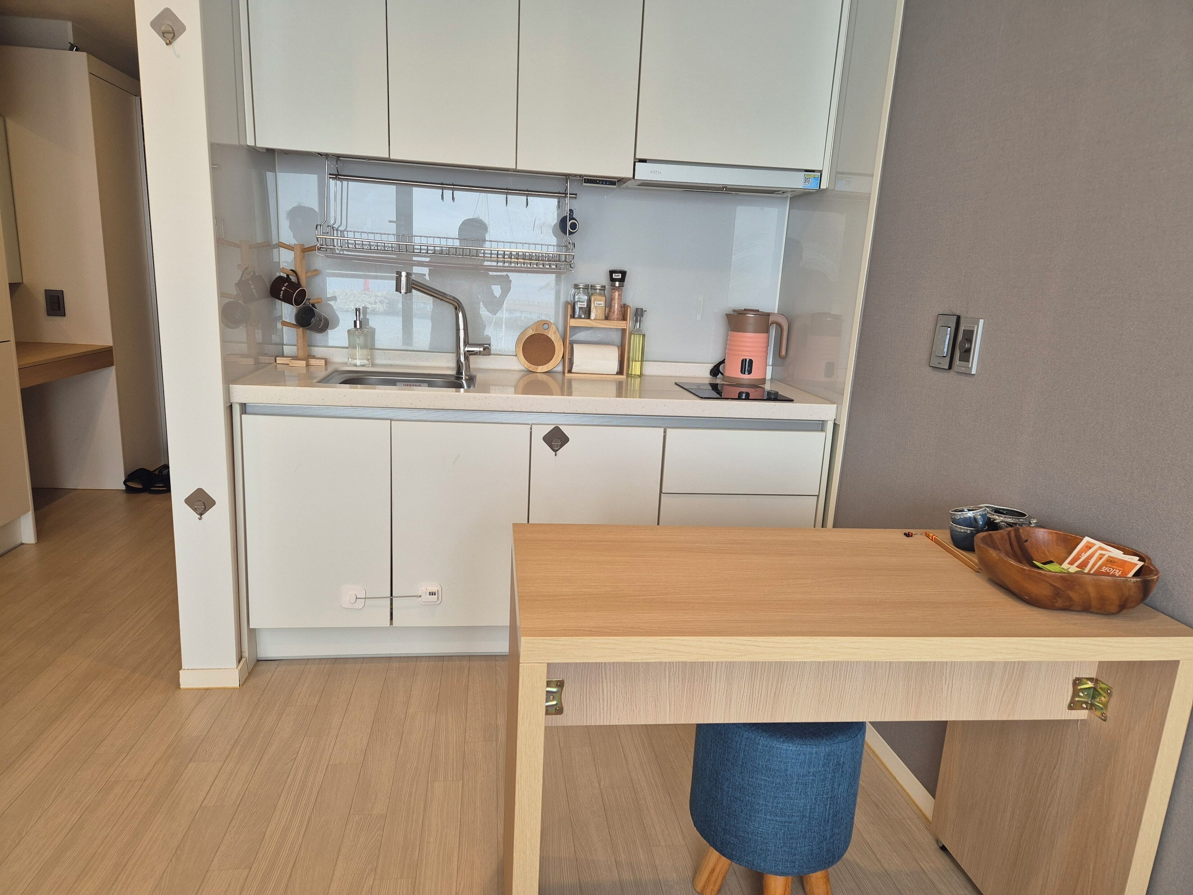 Micro-ondes, plaque de cuisson