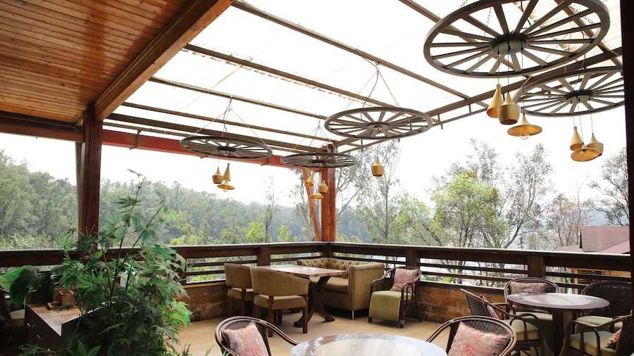 Rishat Sngi Orchid Resort, Shillong