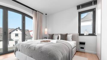 2 Schlafzimmer, Reisekinderbett, kostenloses WLAN