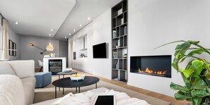 TV, fireplace, stereo - Sunrise Suite – Ethanol Fireplace, Washing Machine, Infrared Cabin, Quooker, Bal (List auf Sylt)