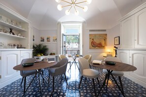 32-inch flat-screen TV with satellite channels