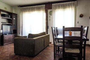 Télévision, chaîne hi-fi