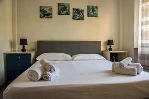 3 bedrooms - La Casa di Tommaso - Three Bedroom Apartment, Sleeps 8 (Marcelli)