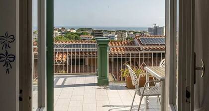 La Casa di Lucia - Two Bedroom House, Sleeps 5