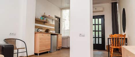 Appartement, 1 trÚs grand lit et 1 canapé-lit