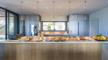 Desayuno continental incluido todos los días