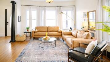 Smart TV, videogames, DVD player, escritórios